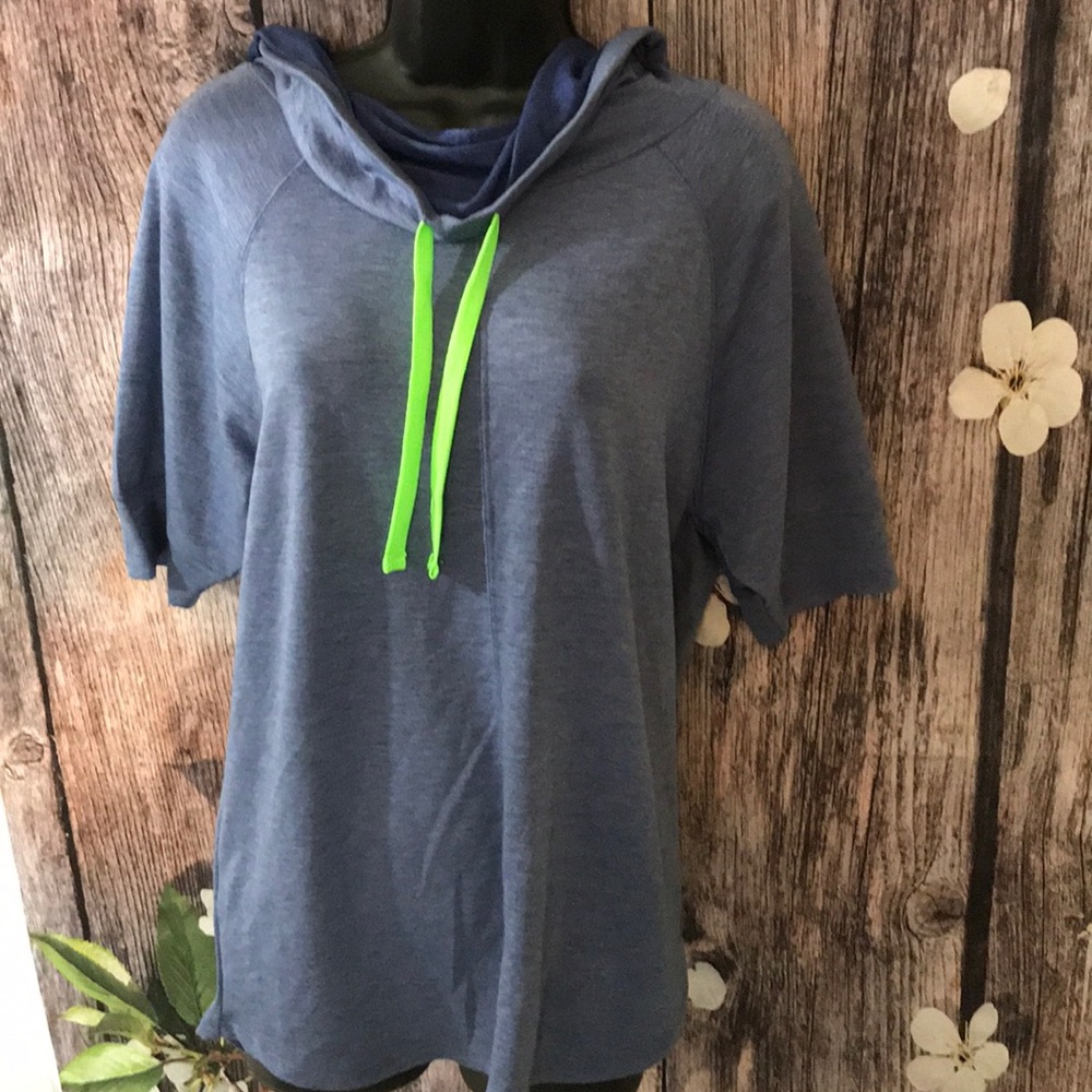 Bobbie brooks casual top